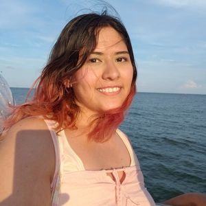 Meet your Posher, Estefania